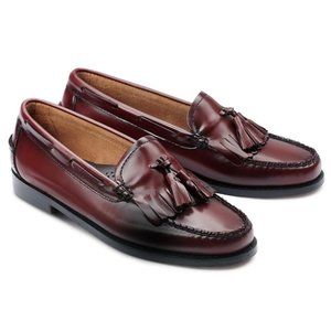 GH Bass Esther Weejuns, burgundy size 8